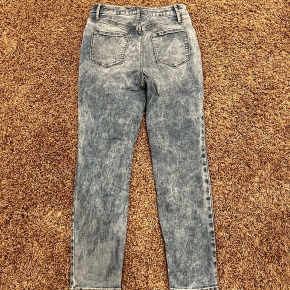 Simply Vera Vera Wang Seamed High-Waisted Skinny Ankle Jeans - Picture 7 of 12